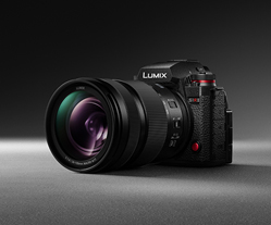 Panasonic LUMIX S1RII